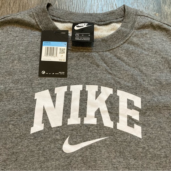 Nike Women’s Pullover Sweatshirt Grey White Swoosh Size Medium NWT - Picture 3 of 10
